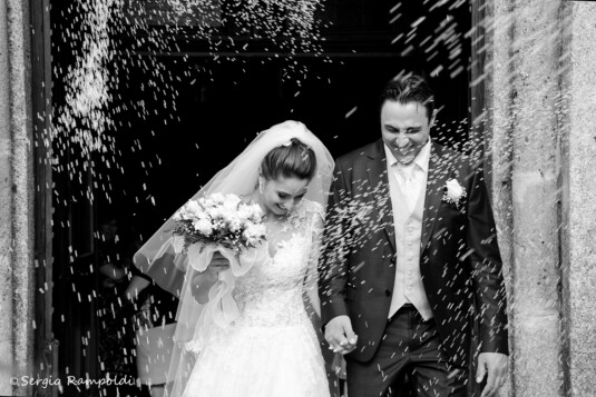 Matrimonio religioso celebrato a Milano e ricevimento presso Ristorante Il Nuovo Bosco - La Tenuta a Novedrate (Como). Foto di Sergio Rampoldi e Antonella Franchi