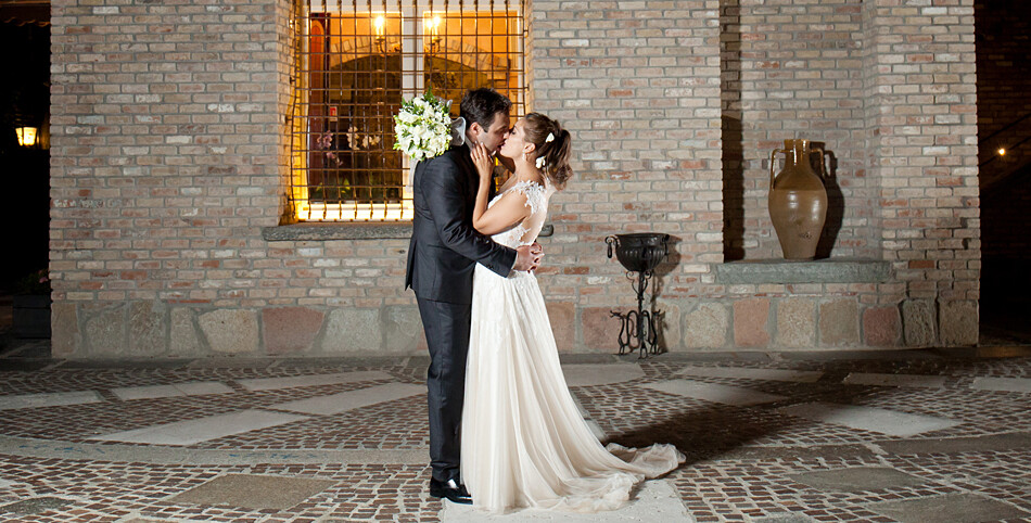 Matrimonio religioso celebrato a Milano e ricevimento presso Ristorante Il Nuovo Bosco - La Tenuta a Novedrate (Como). Foto di Sergio Rampoldi e Antonella Franchi
